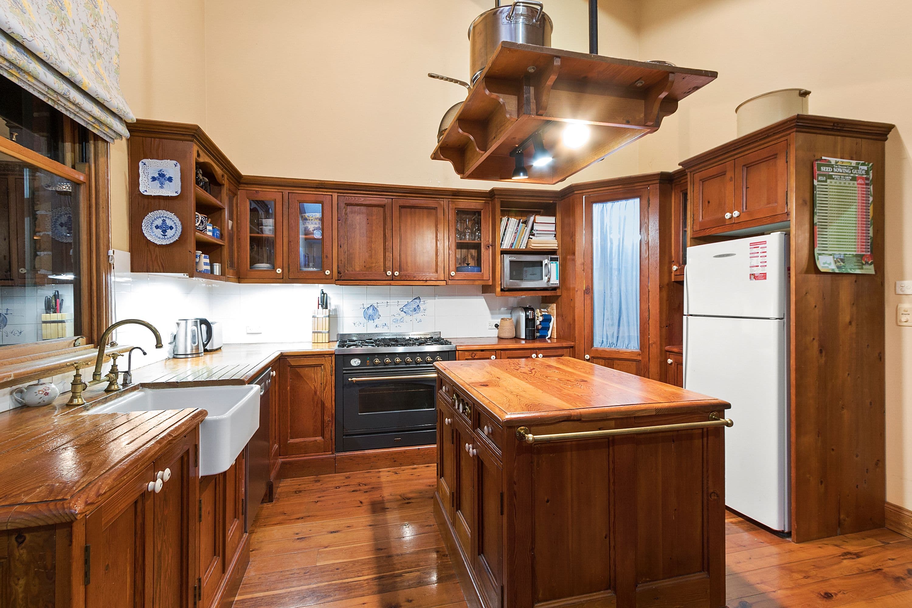 101 Serpentine Lane, Bowen Mountain - Thumbnail 5