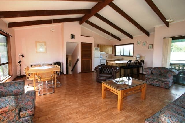 21 Ventnor Road, COWES VIC 3922, Cowes - Thumbnail 2