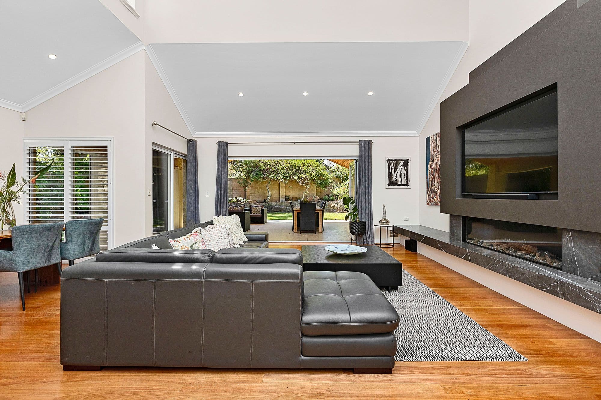 16 Bellevue Avenue, Dalkeith WA 6009, Dalkeith - Thumbnail 5