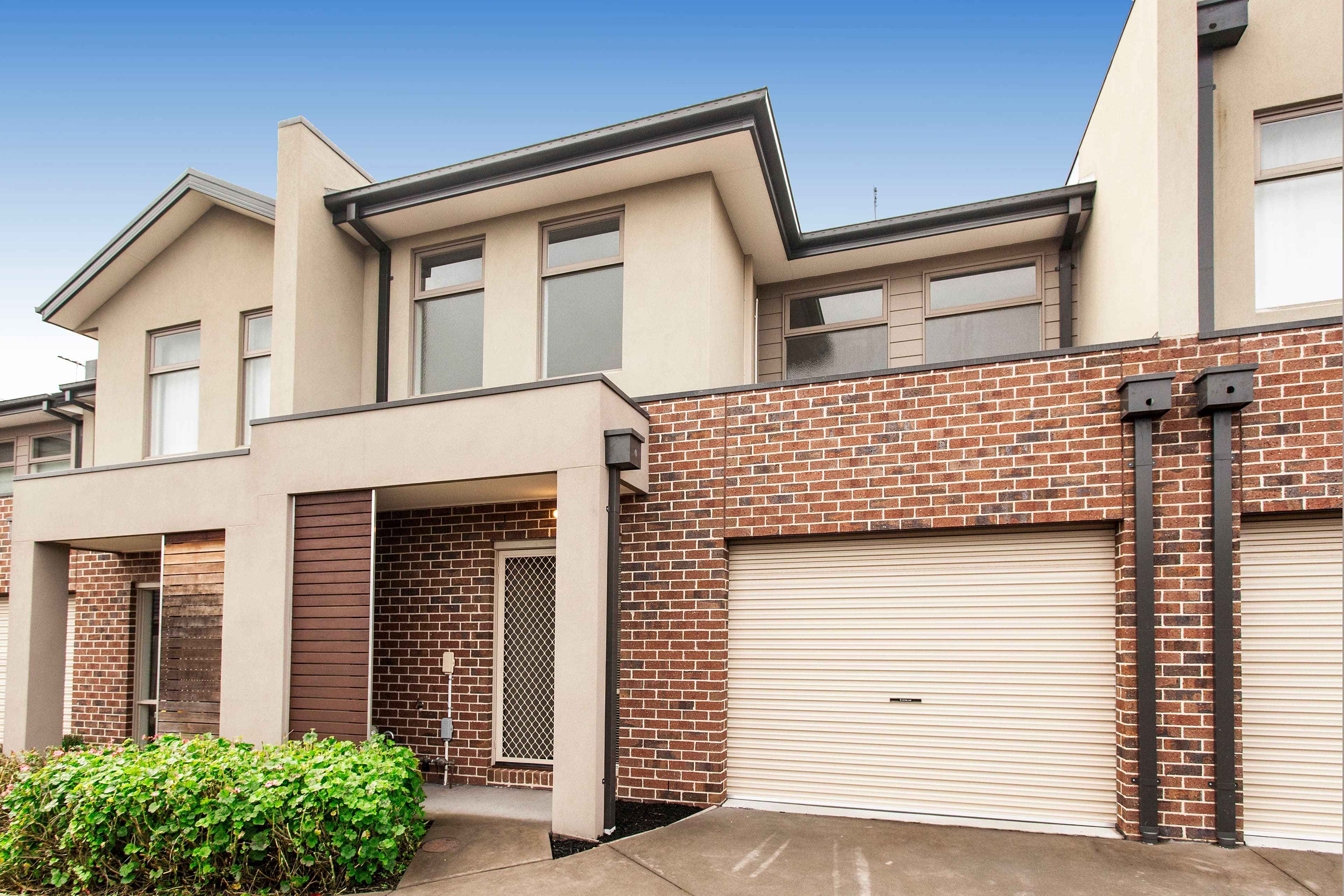 10 Alwyn Street, Bayswater VIC 3153, Bayswater - Image 1