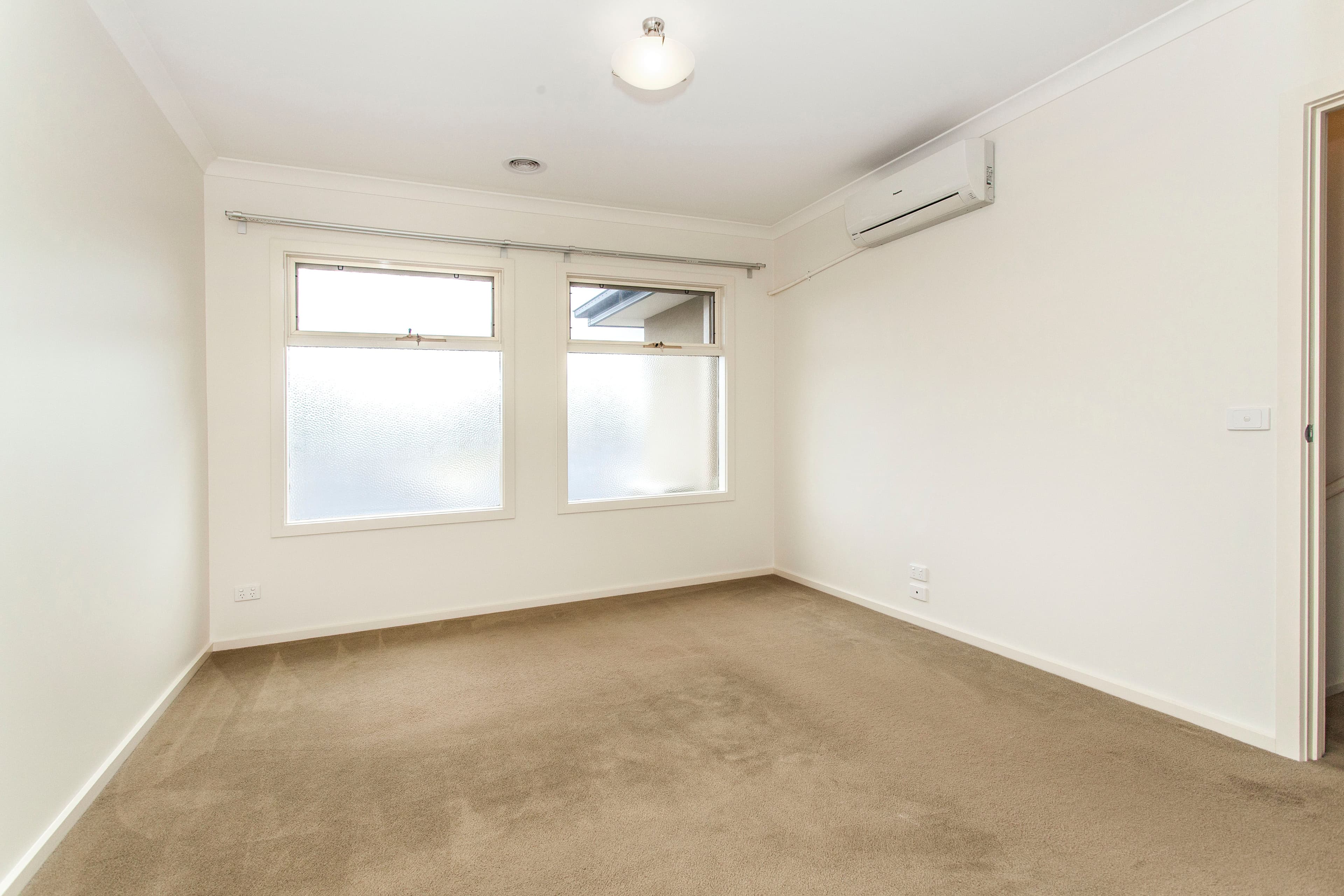 10 Alwyn Street, Bayswater VIC 3153, Bayswater - Thumbnail 8