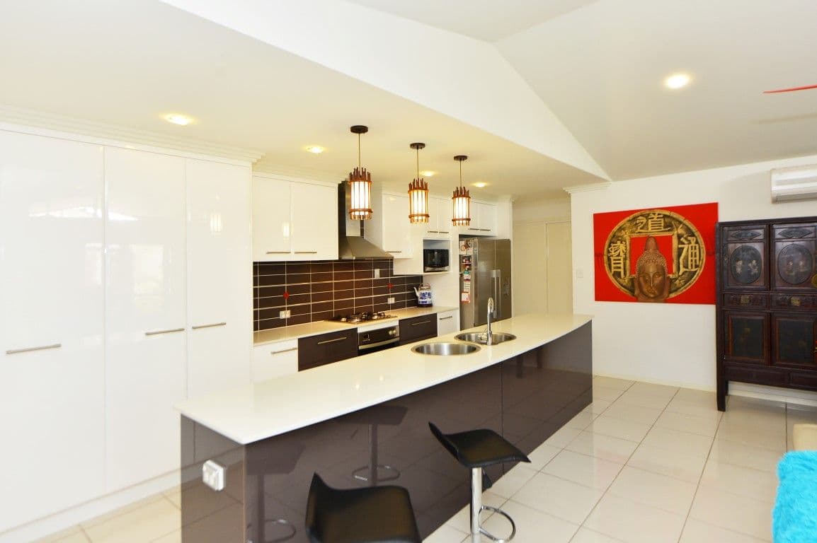 32 Saba Court, Middle Ridge QLD 4350, Middle Ridge - Thumbnail 3