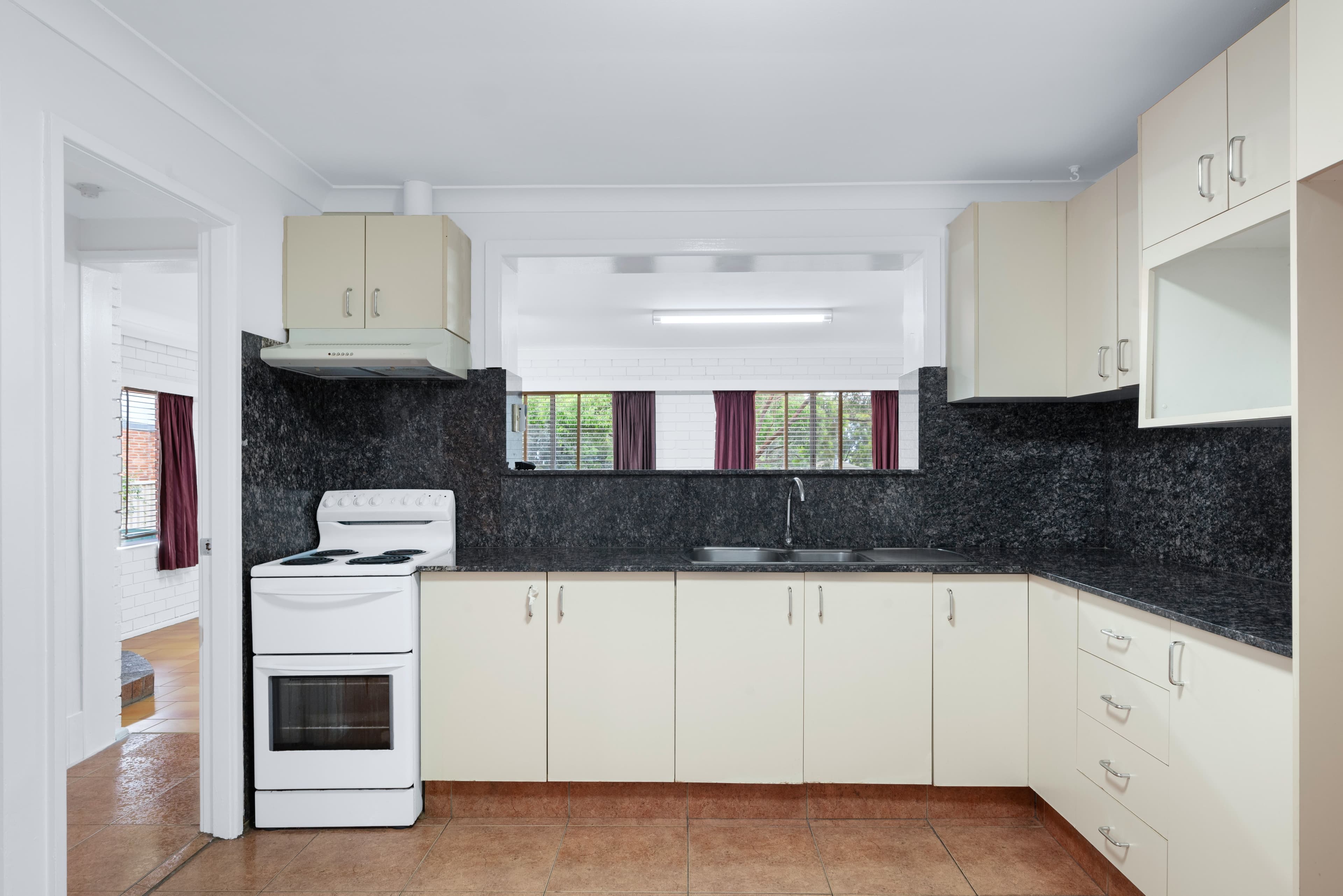 41 Randall Avenue, Minto NSW 2566, Minto - Thumbnail 6