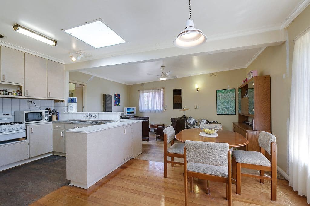 116 Delta Road, Greensborough VIC 3088, Greensborough - Thumbnail 4