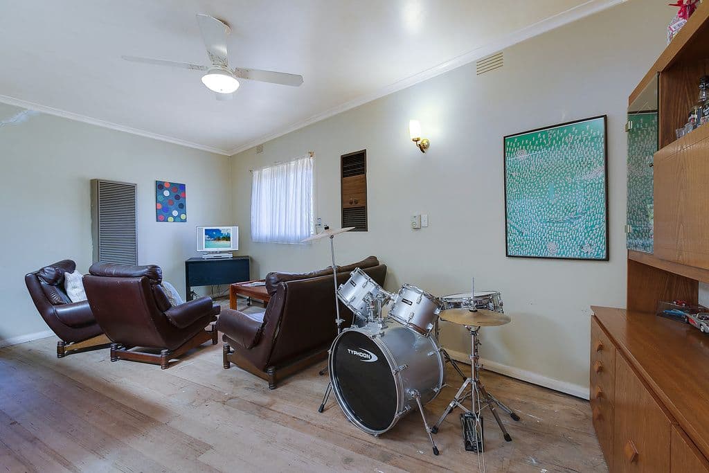 116 Delta Road, Greensborough VIC 3088, Greensborough - Thumbnail 5