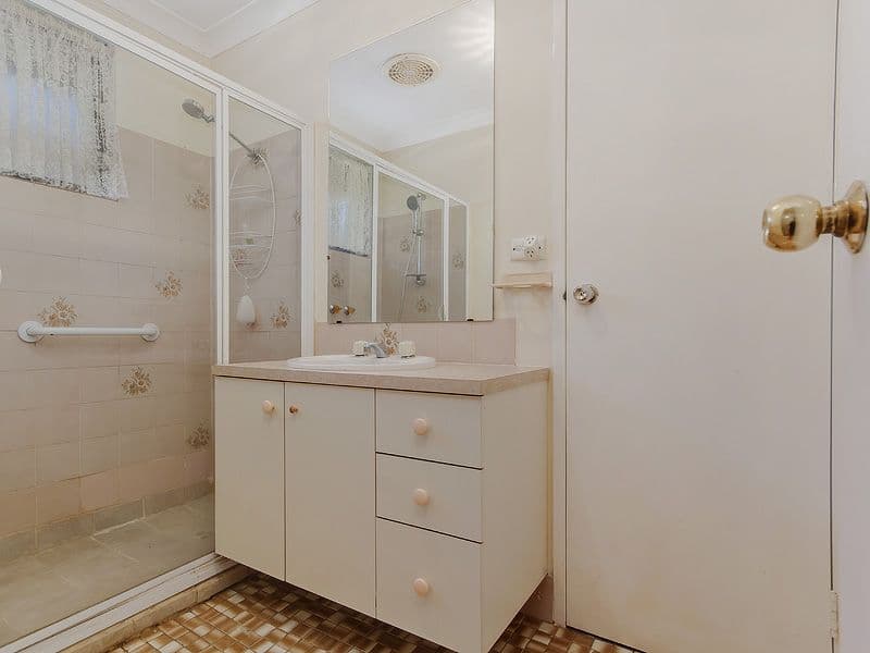 20 Goongarrie Drive, Waikiki WA 6169, Waikiki - Thumbnail 8