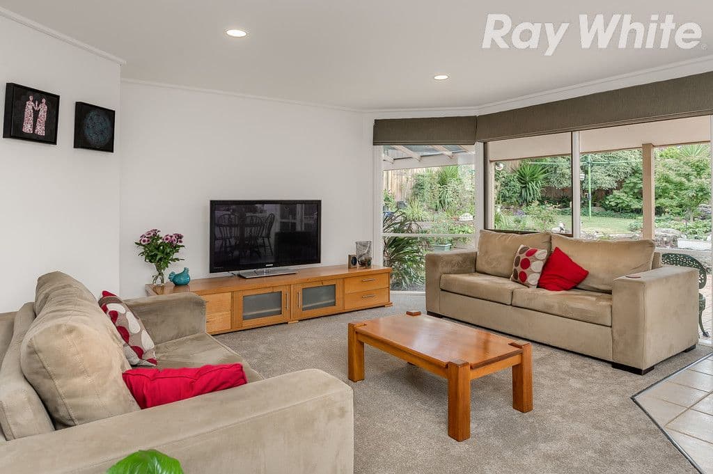 70 Cheadle Crescent, Bundoora VIC 3083, Bundoora - Thumbnail 3