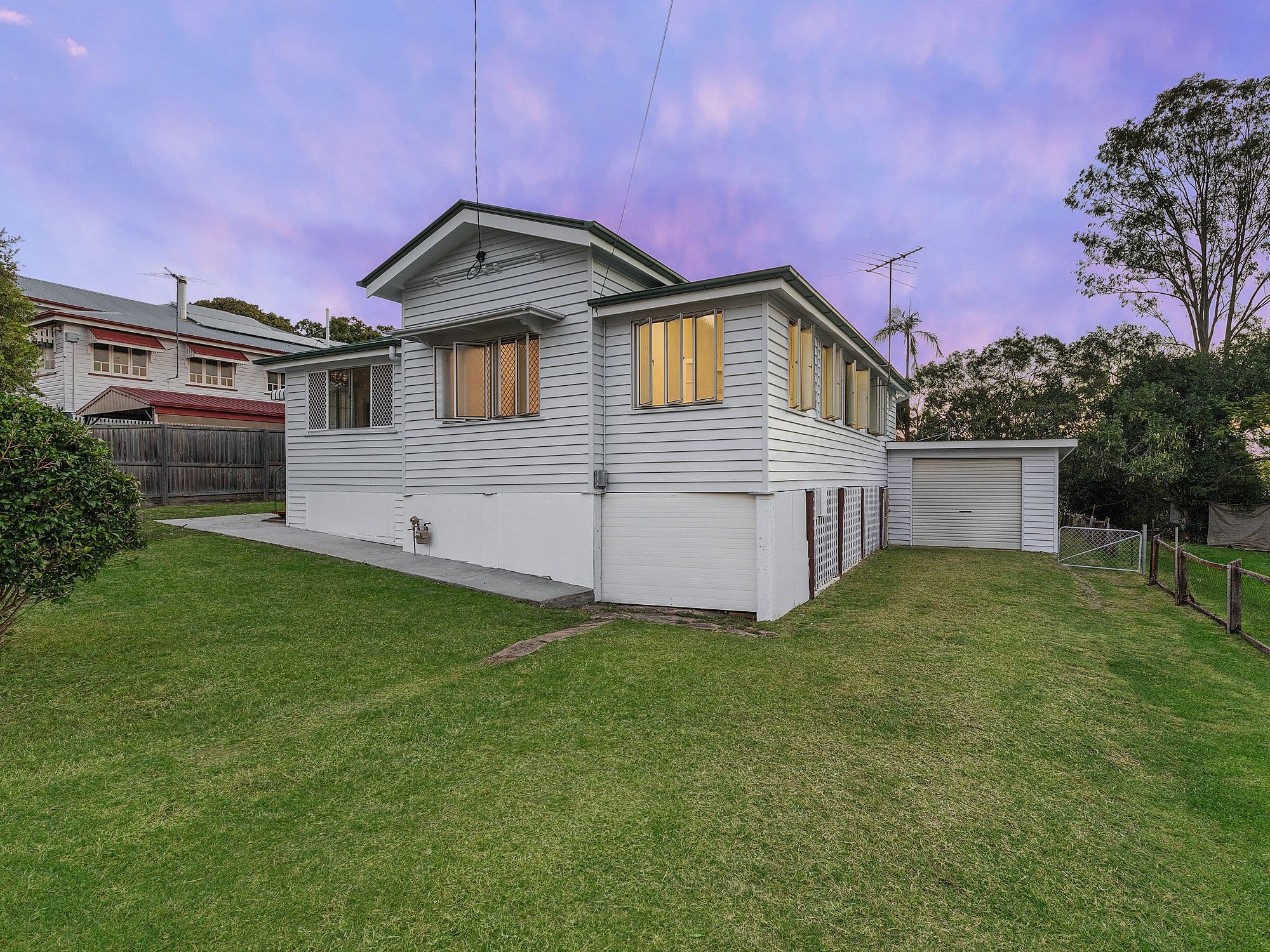16 Welsby Street, North Booval QLD 4304, North Booval - Thumbnail 2