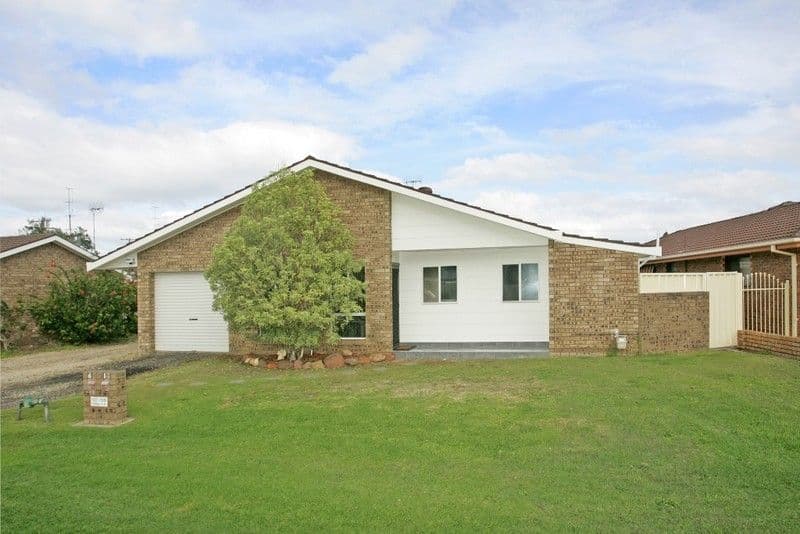 137  Stella Street, LONG JETTY NSW 2261, Long Jetty - Image 1