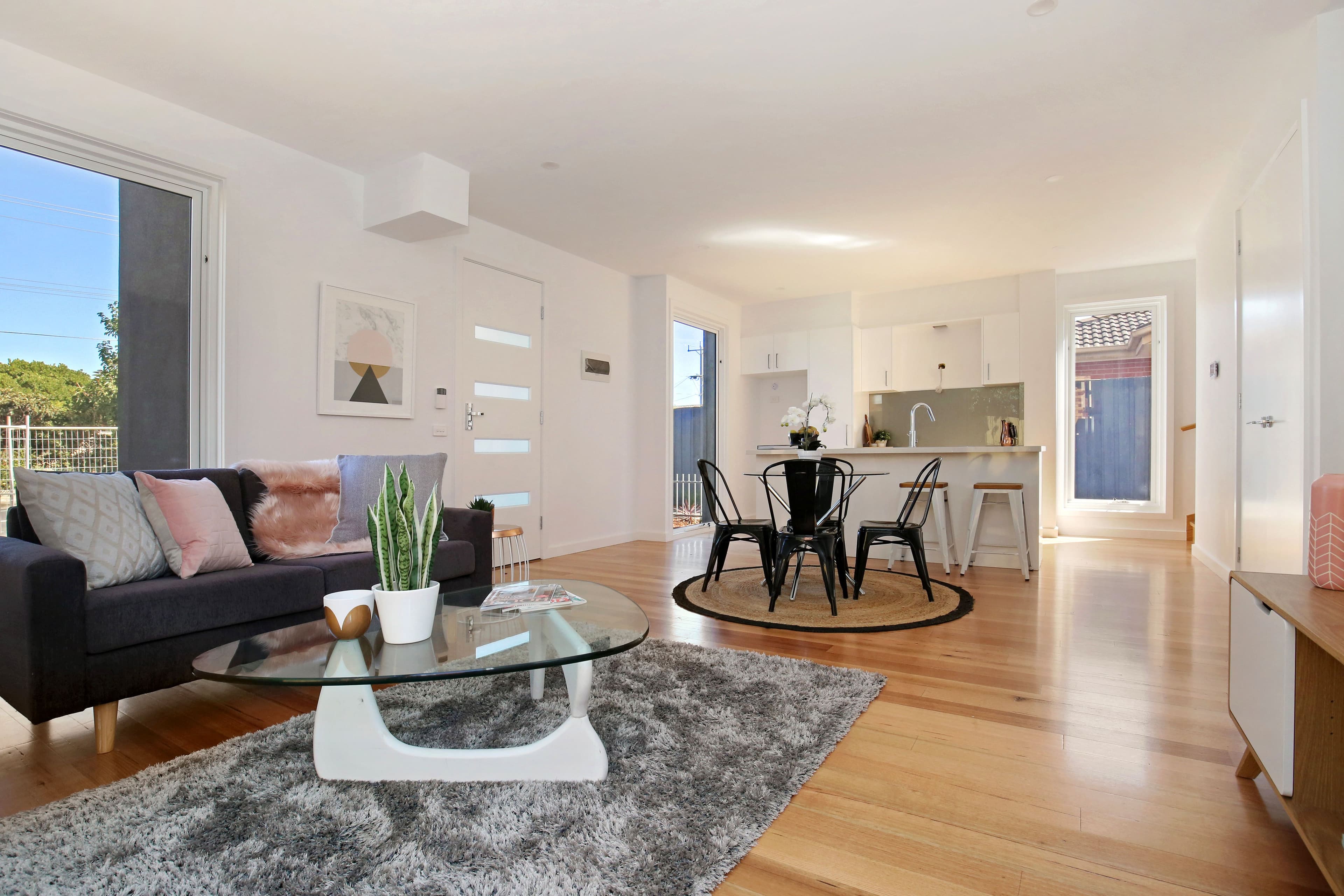 318 Bell Street, Coburg VIC 3058, Coburg - Thumbnail 2