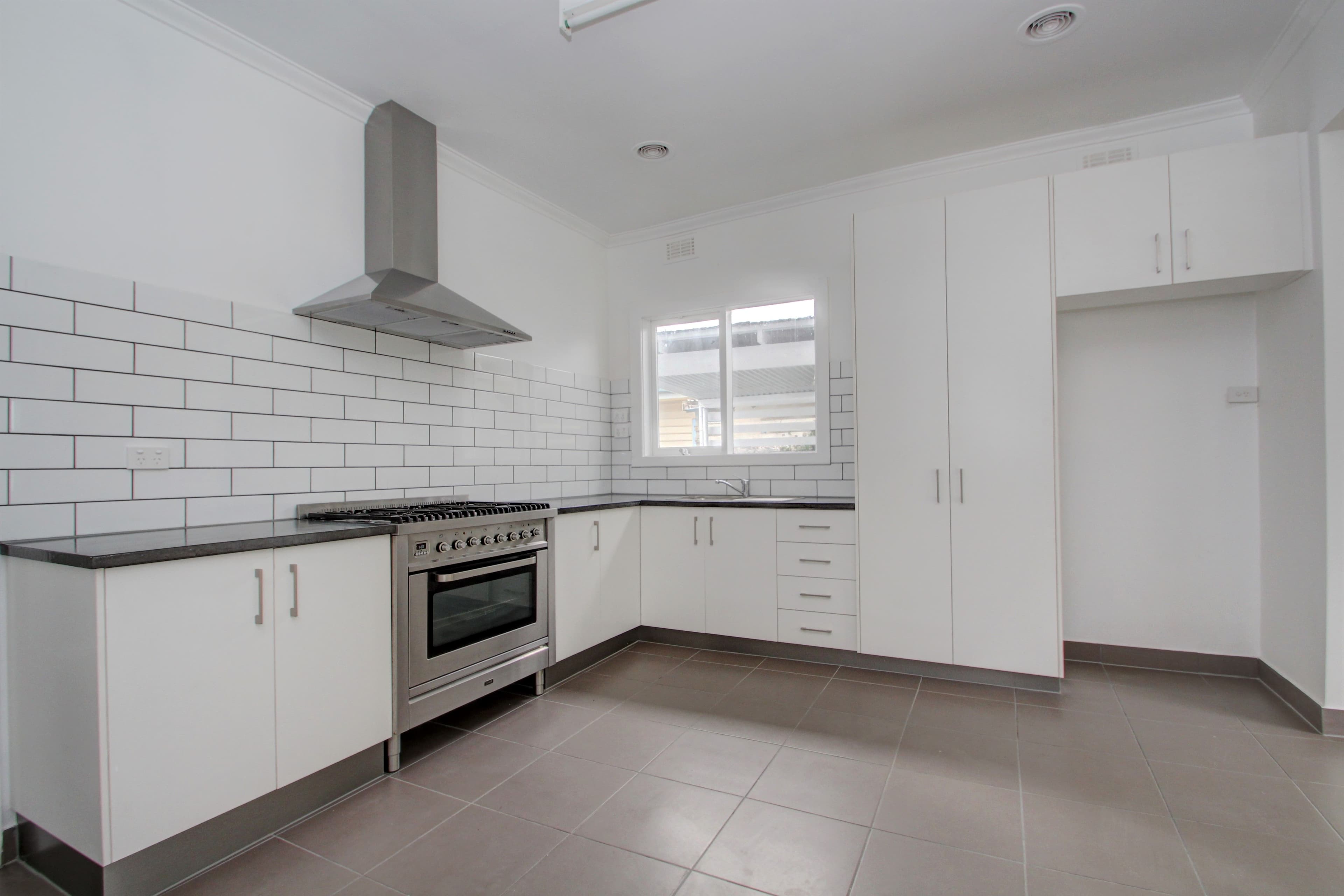 56 Broadway Street, Cobram VIC 3644, Cobram - Thumbnail 4