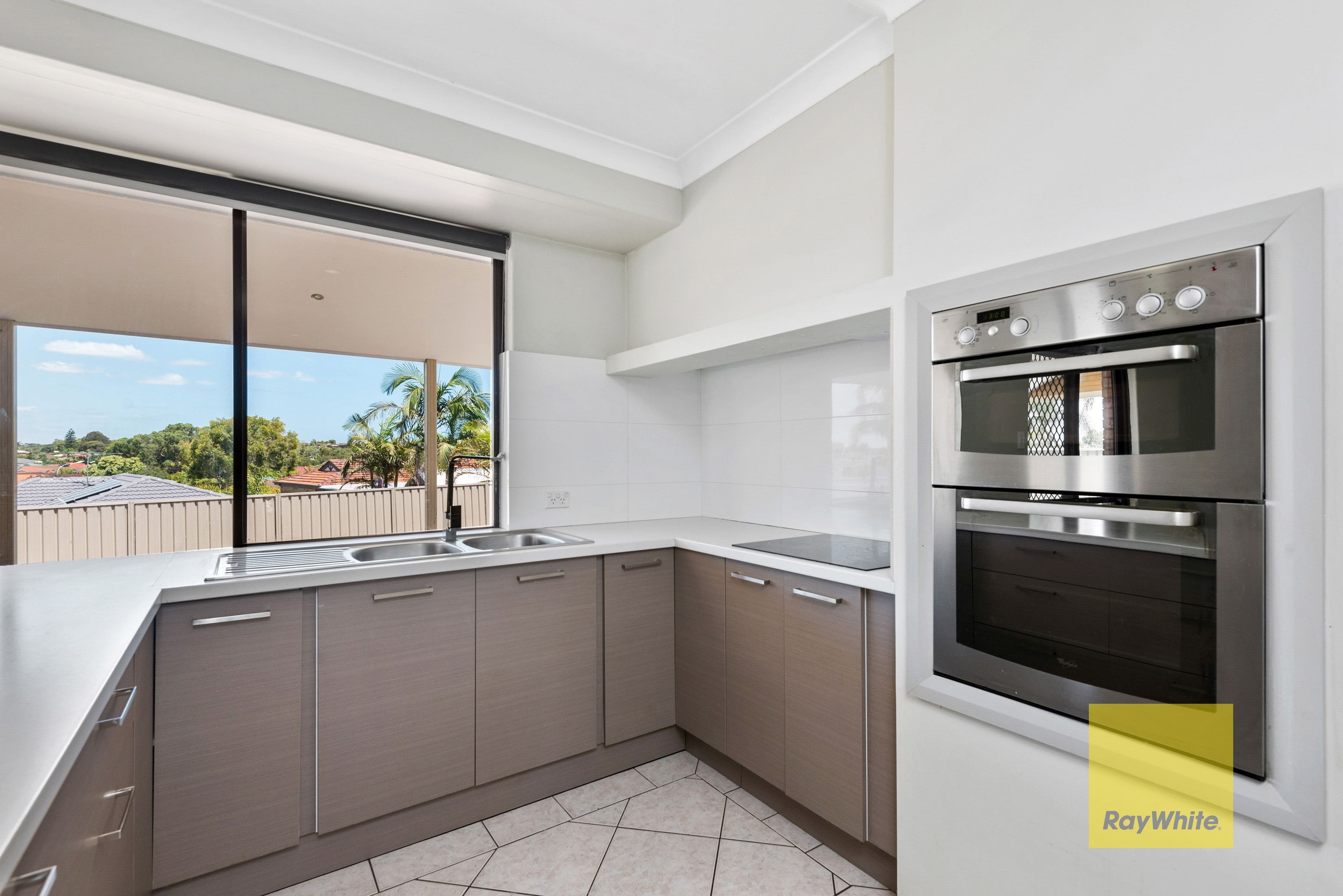 8 Gilbert Road, Duncraig WA 6023, Duncraig - Thumbnail 2