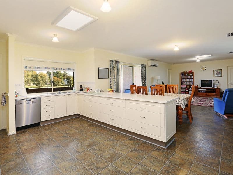 89 Barker Street, TEESDALE VIC 3328, Teesdale - Thumbnail 5