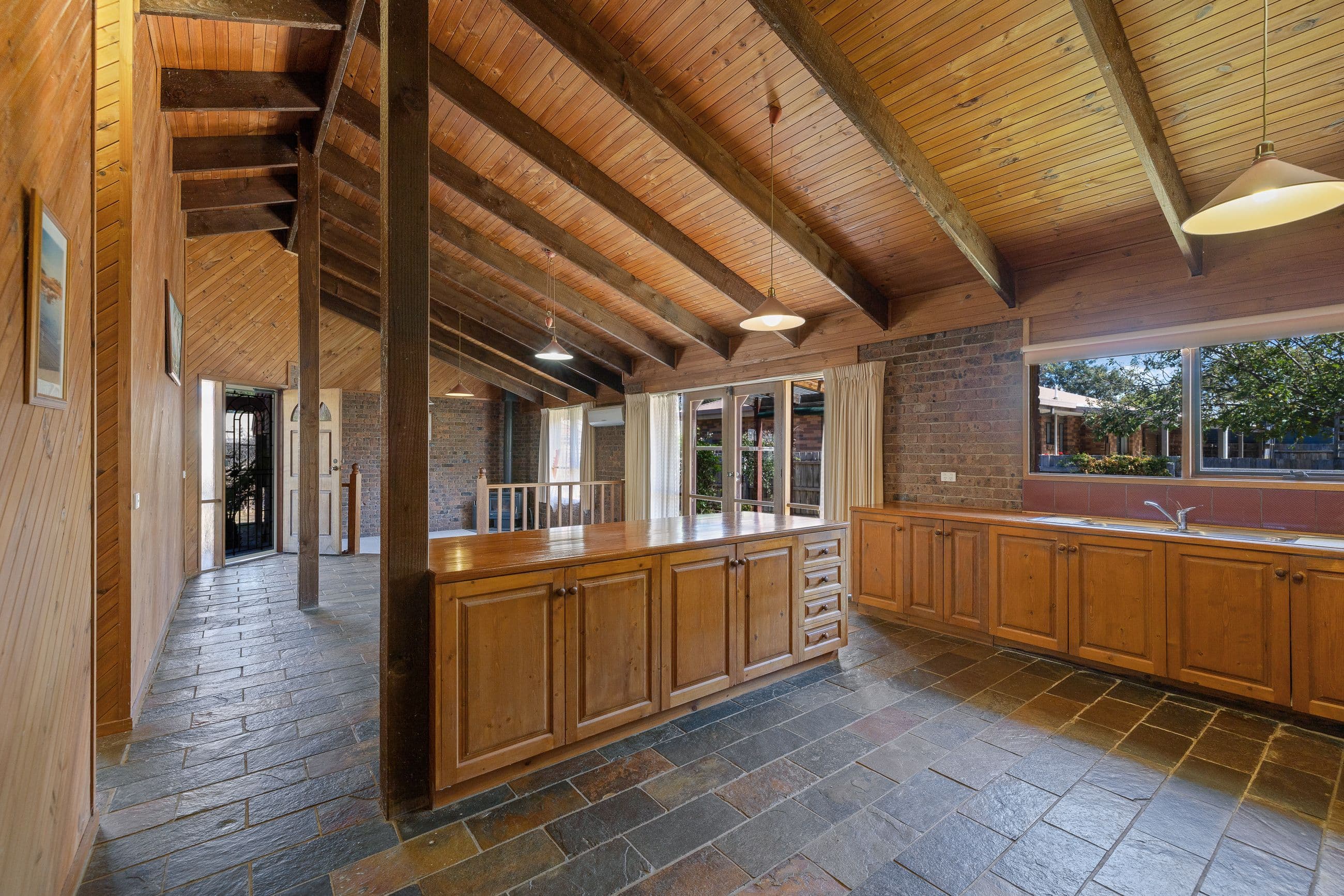 5 Robert Drive, Cowes VIC 3922, Cowes - Thumbnail 2