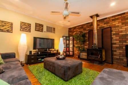 32 Valleyview Crescent, WERRINGTON DOWNS NSW 2747, Werrington Downs - Thumbnail 2