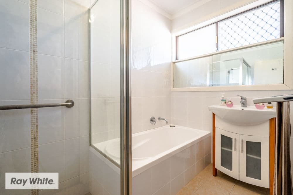 35 Denston Way, Girrawheen WA 6064, Girrawheen - Thumbnail 8