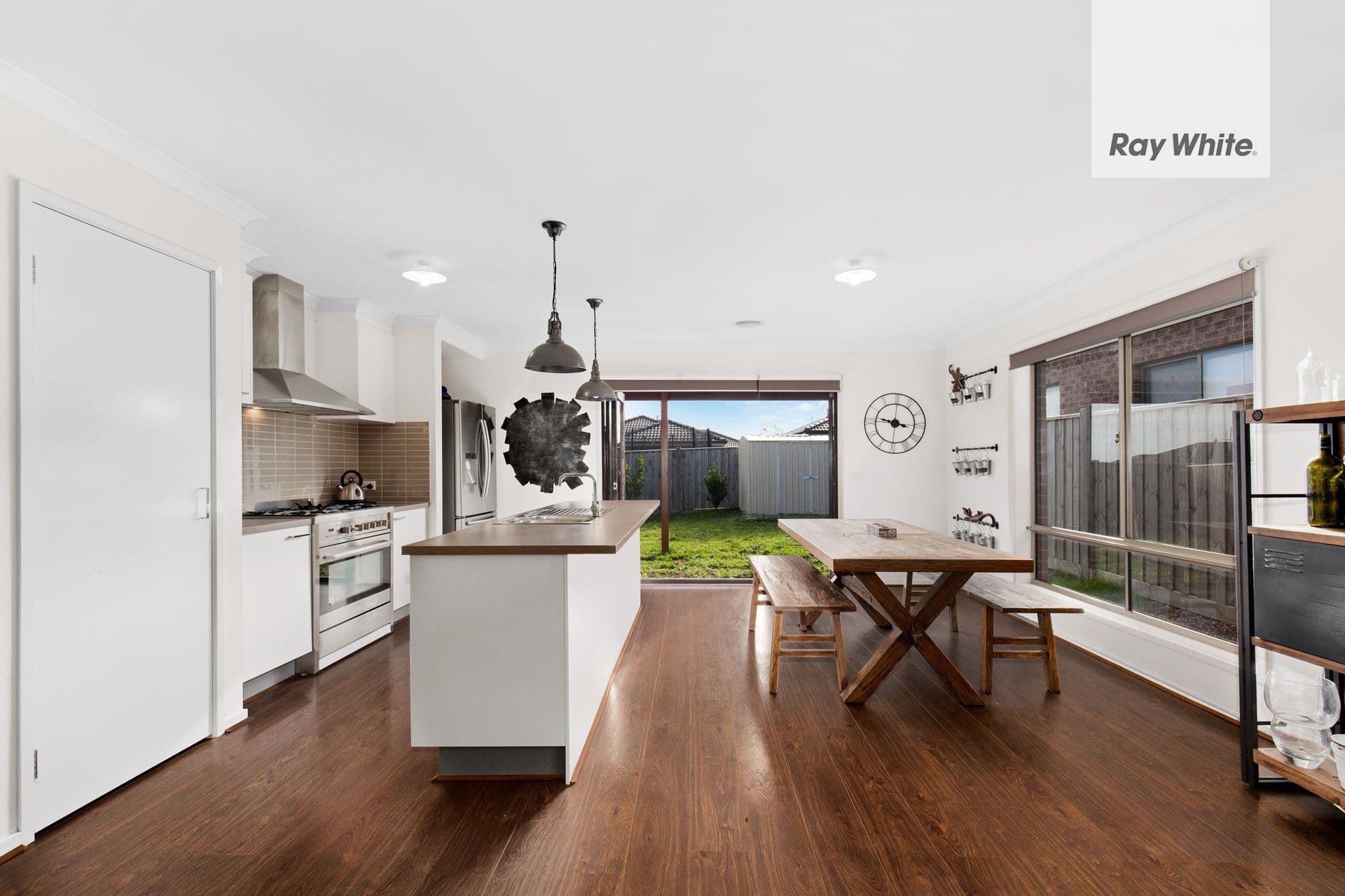 12 Belleview Crescent, Beveridge VIC 3753, Beveridge - Thumbnail 2