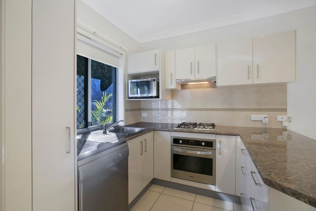 12 Homer Street, Cleveland QLD 4163, Cleveland - Thumbnail 2