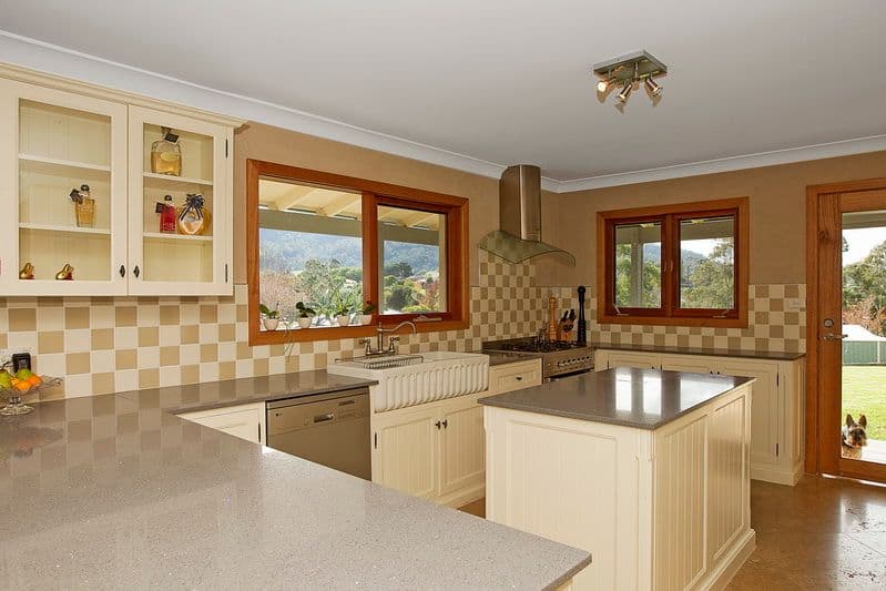 16 Nooramunga Avenue, CAMBEWARRA NSW 2540, Cambewarra Village - Thumbnail 3