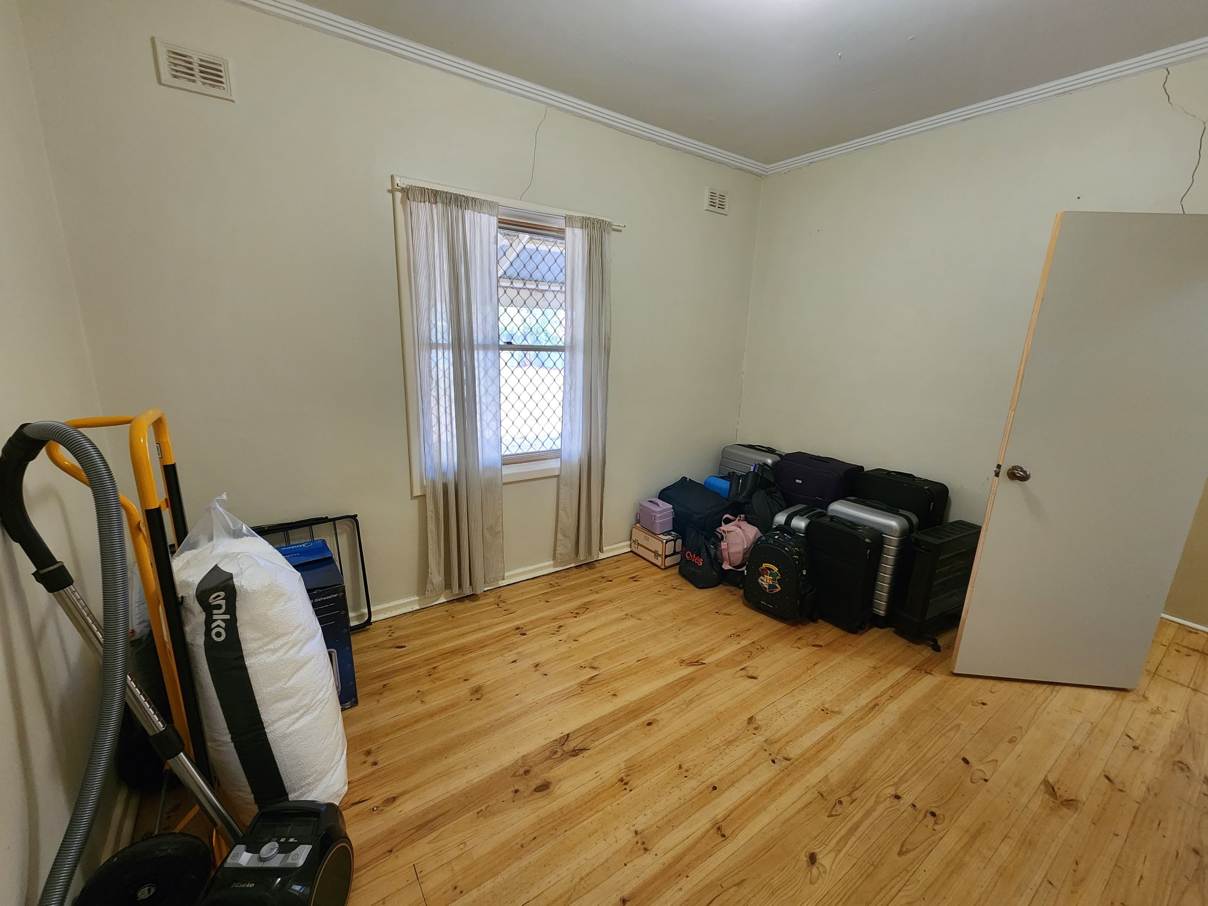 27 - 29 Pilton Street, Port Augusta SA 5700, Port Augusta - Thumbnail 4