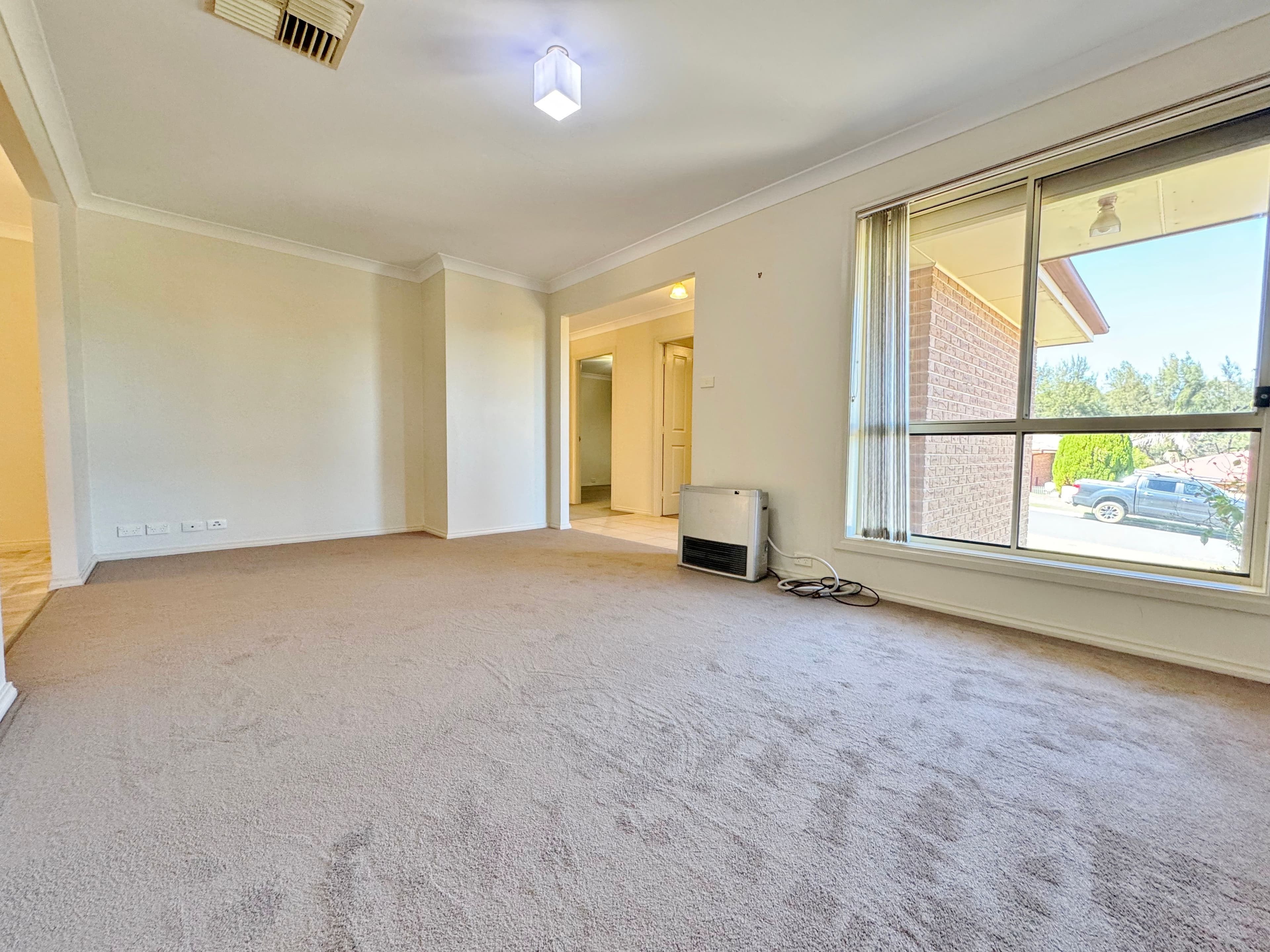 22 Tadros Avenue, Young NSW 2594, Young - Thumbnail 6