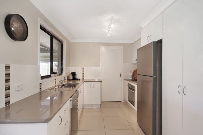 10 Phyllis Crescent, ARMIDALE NSW 2350, Armidale - Thumbnail 4