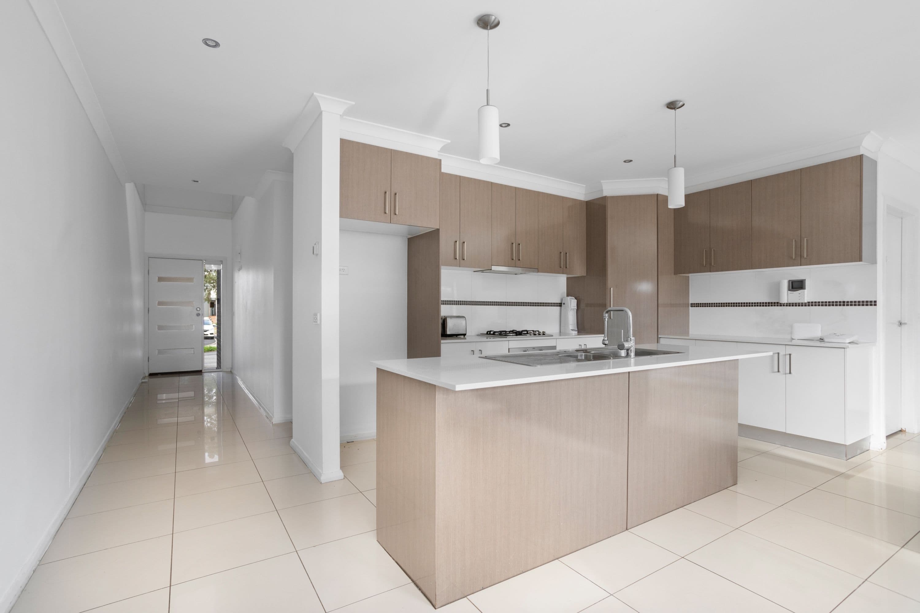 9 Highgate Hill, Epping VIC 3076, Epping - Thumbnail 2