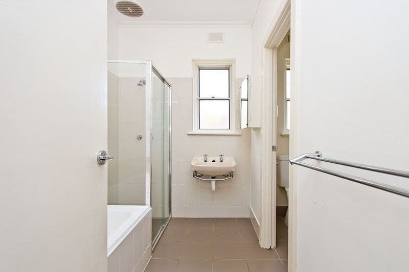 22 Shannon Avenue, GLENELG NORTH SA 5045, Glenelg North - Thumbnail 4