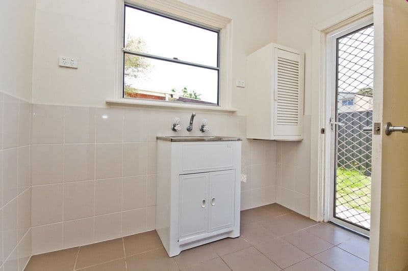 22 Shannon Avenue, GLENELG NORTH SA 5045, Glenelg North - Thumbnail 7