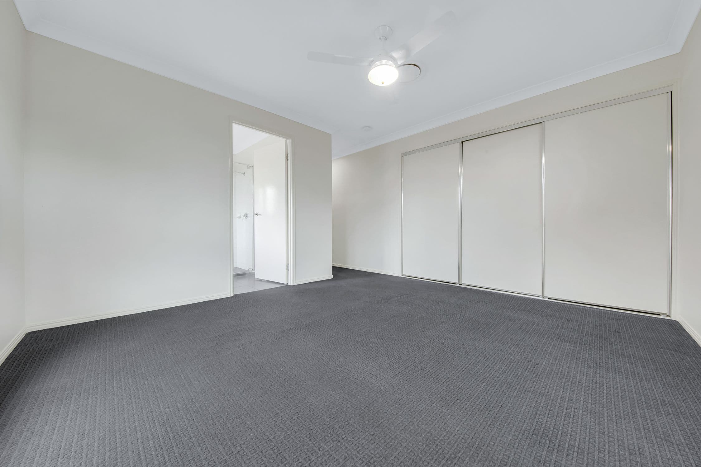 33 Iris Road, Kirkwood QLD 4680, Kirkwood - Thumbnail 8