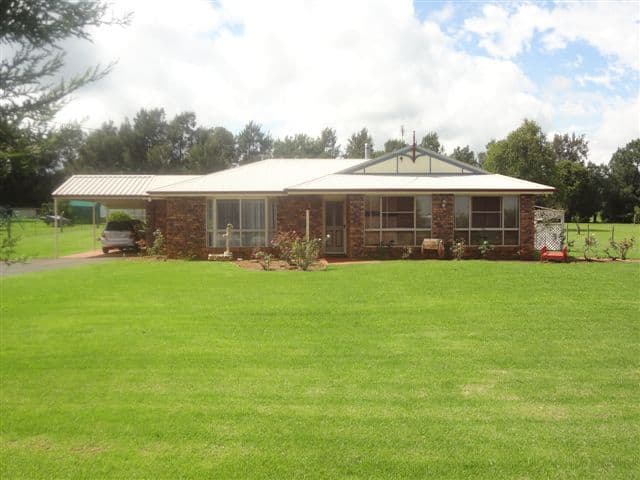 5 Kratzke Road, HIGHFIELDS QLD 4352, Highfields - Image 1
