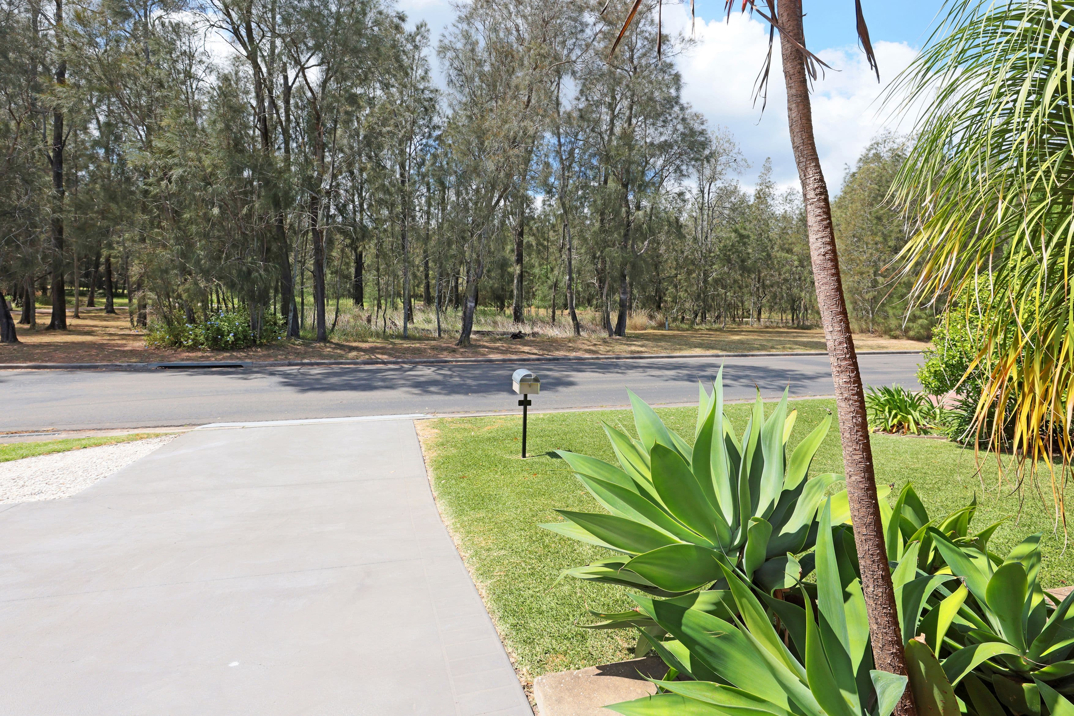 11 Ballybunnion Terrace, Glenmore Park NSW 2745, Glenmore Park - Thumbnail 3