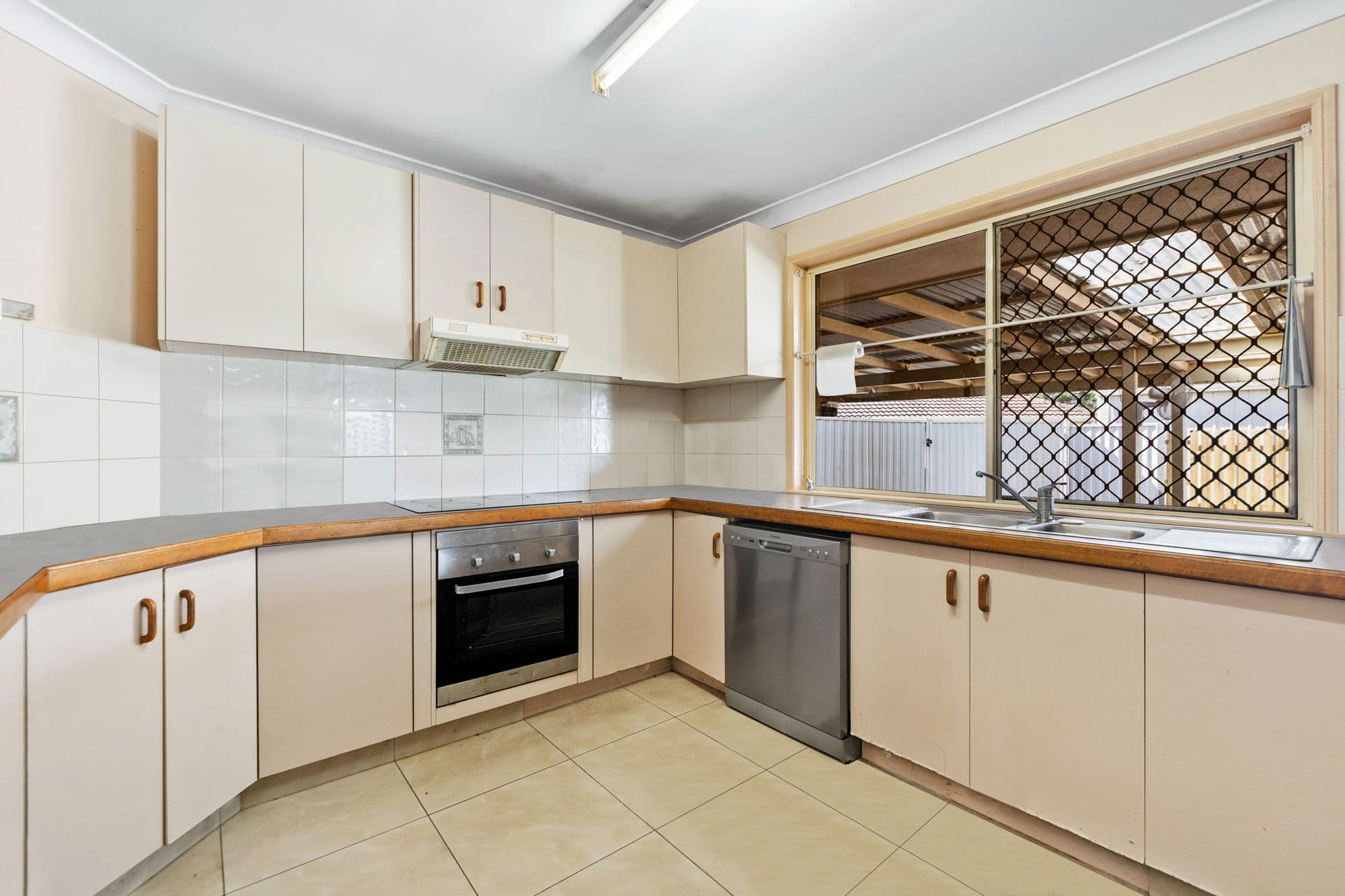 13 Jacqueline Court, Deception Bay QLD 4508, Deception Bay - Thumbnail 6