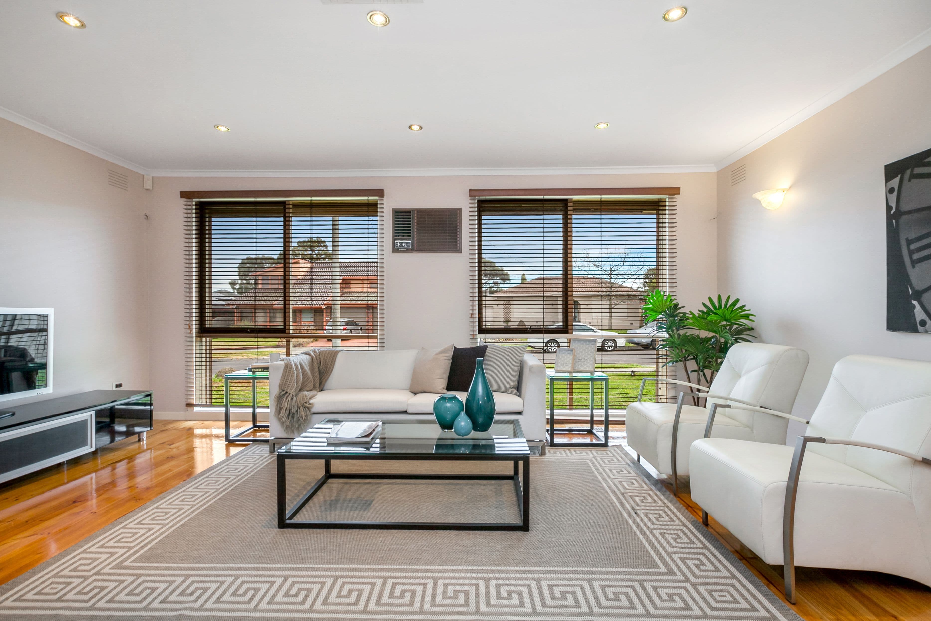 10 Dorothea Court, Bundoora VIC 3083, Bundoora - Thumbnail 4