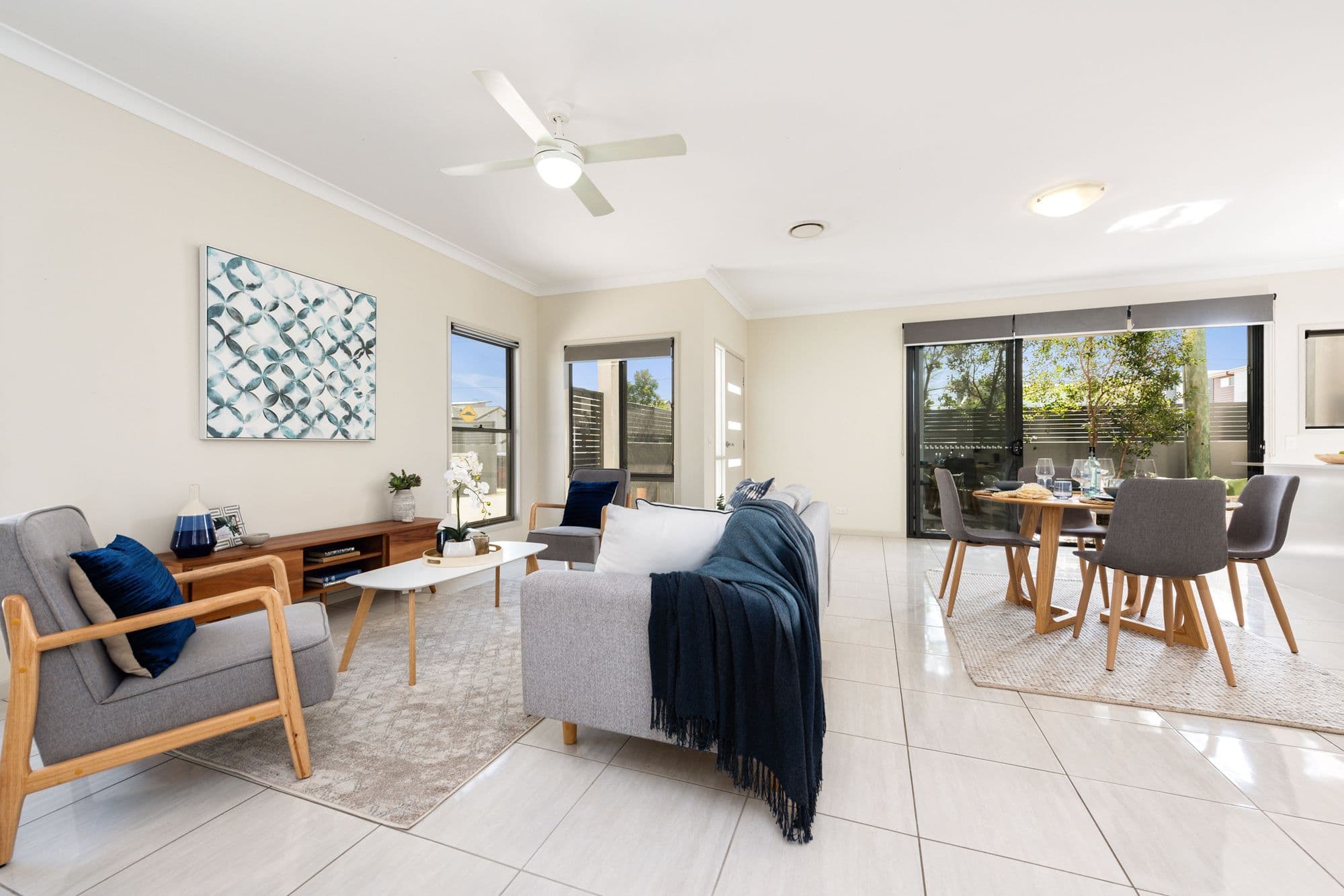 16-18 Cambridge Street, Carina Heights QLD 4152, Carina Heights - Thumbnail 2