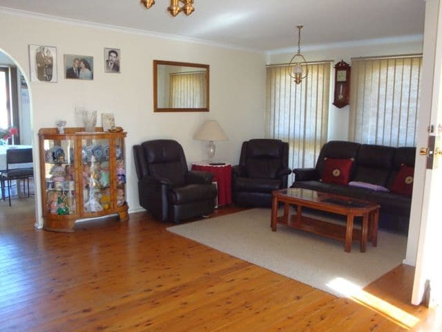 15  Dandenong Close, BOSSLEY PARK NSW 2176, Bossley Park - Thumbnail 6