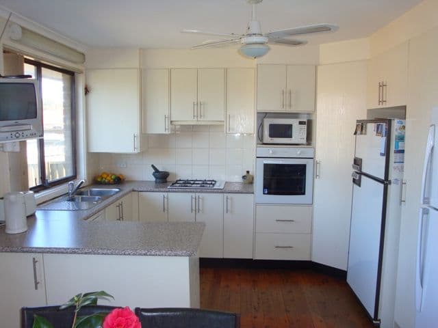 15  Dandenong Close, BOSSLEY PARK NSW 2176, Bossley Park - Thumbnail 7