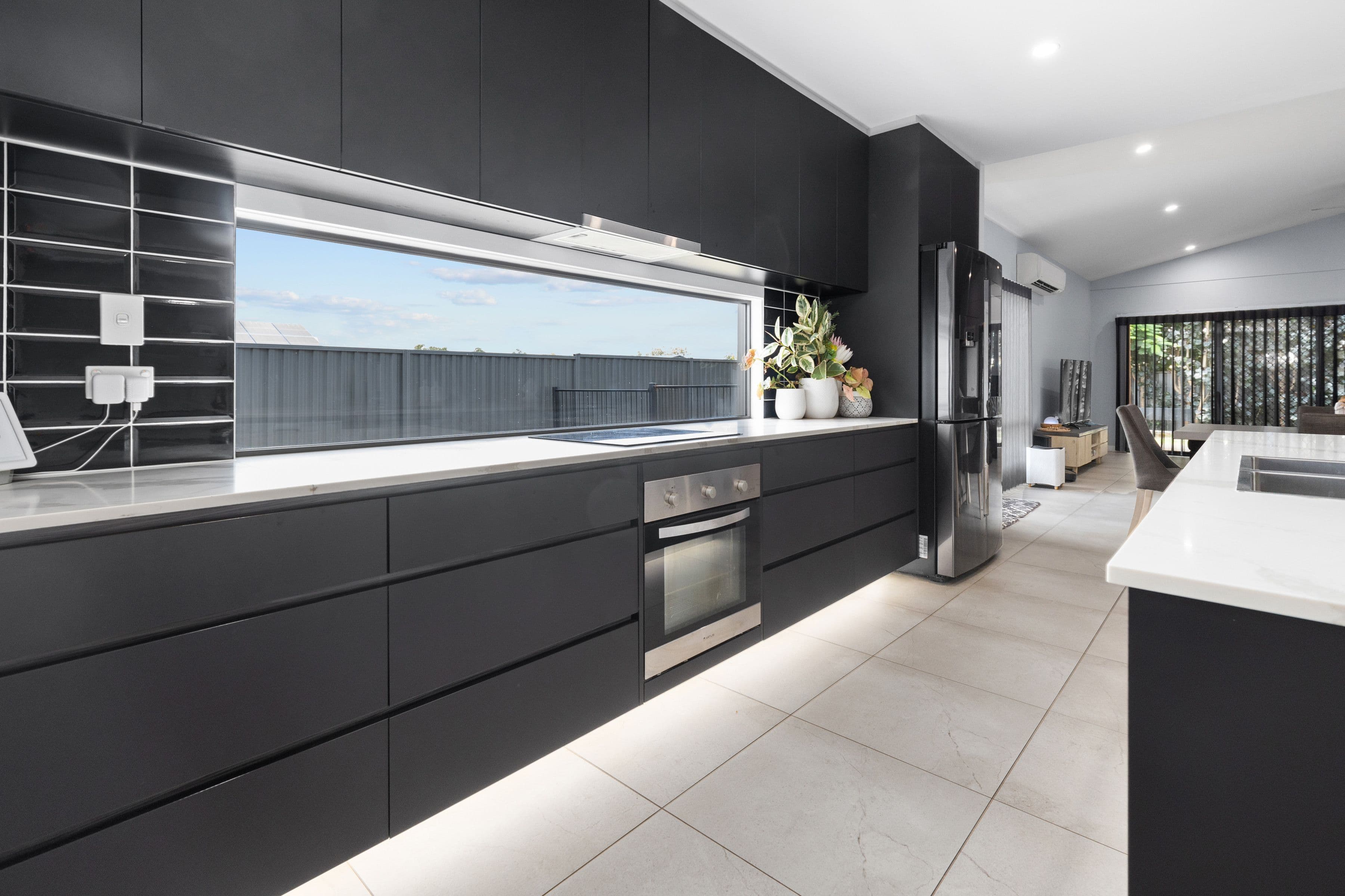 16 Elwick Court, Emerald QLD 4720, Emerald - Thumbnail 2