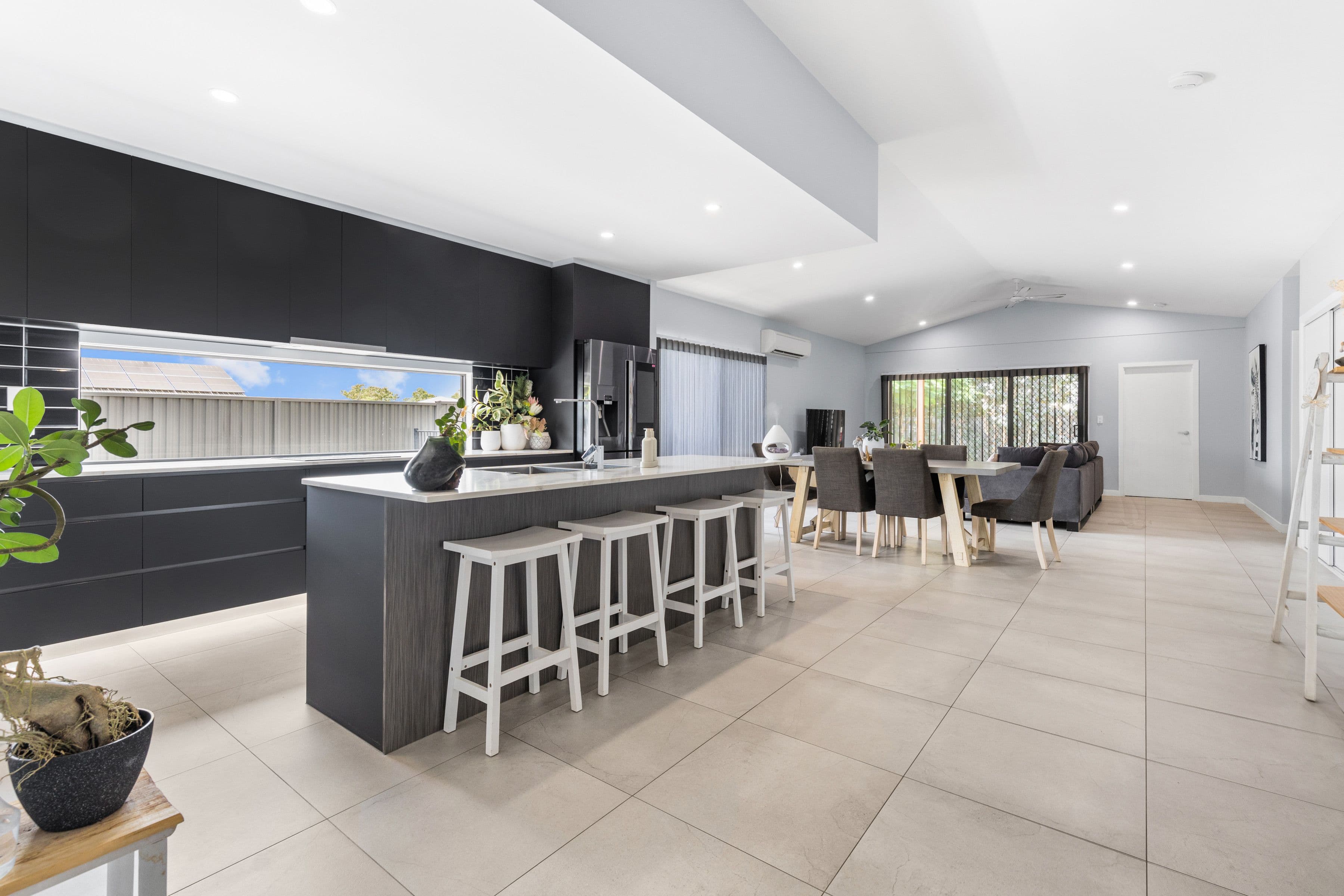 16 Elwick Court, Emerald QLD 4720, Emerald - Thumbnail 5