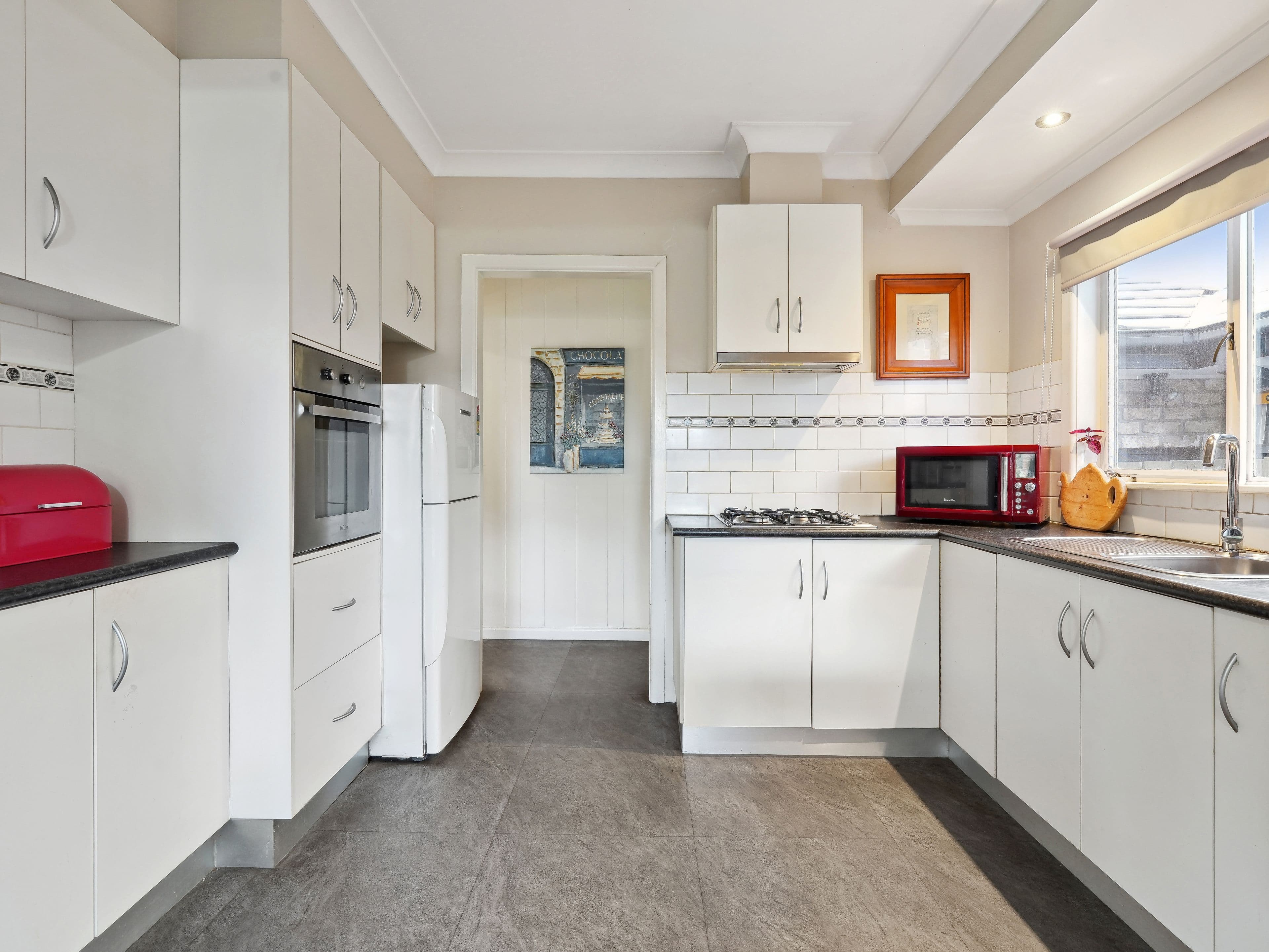 55 Purinuan Road, Reservoir VIC 3073, Reservoir - Thumbnail 3