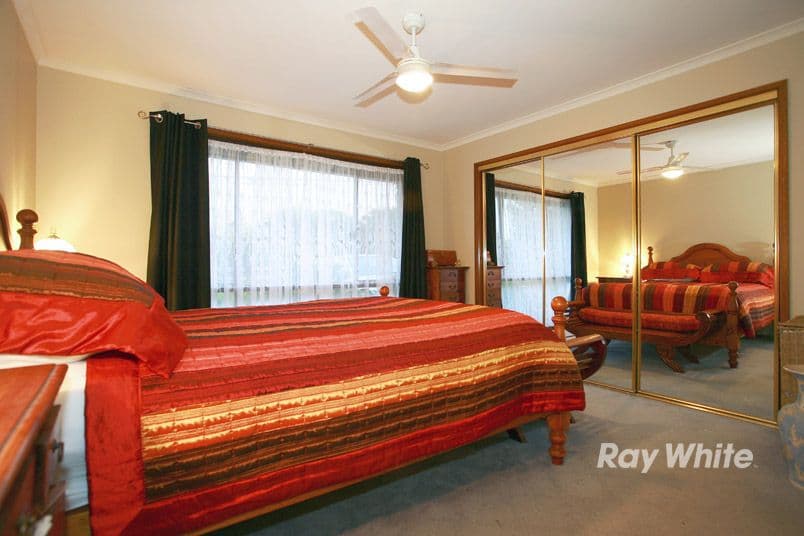 36 Elizabeth Street, CRANBOURNE NORTH VIC 3977, Cranbourne North - Thumbnail 5