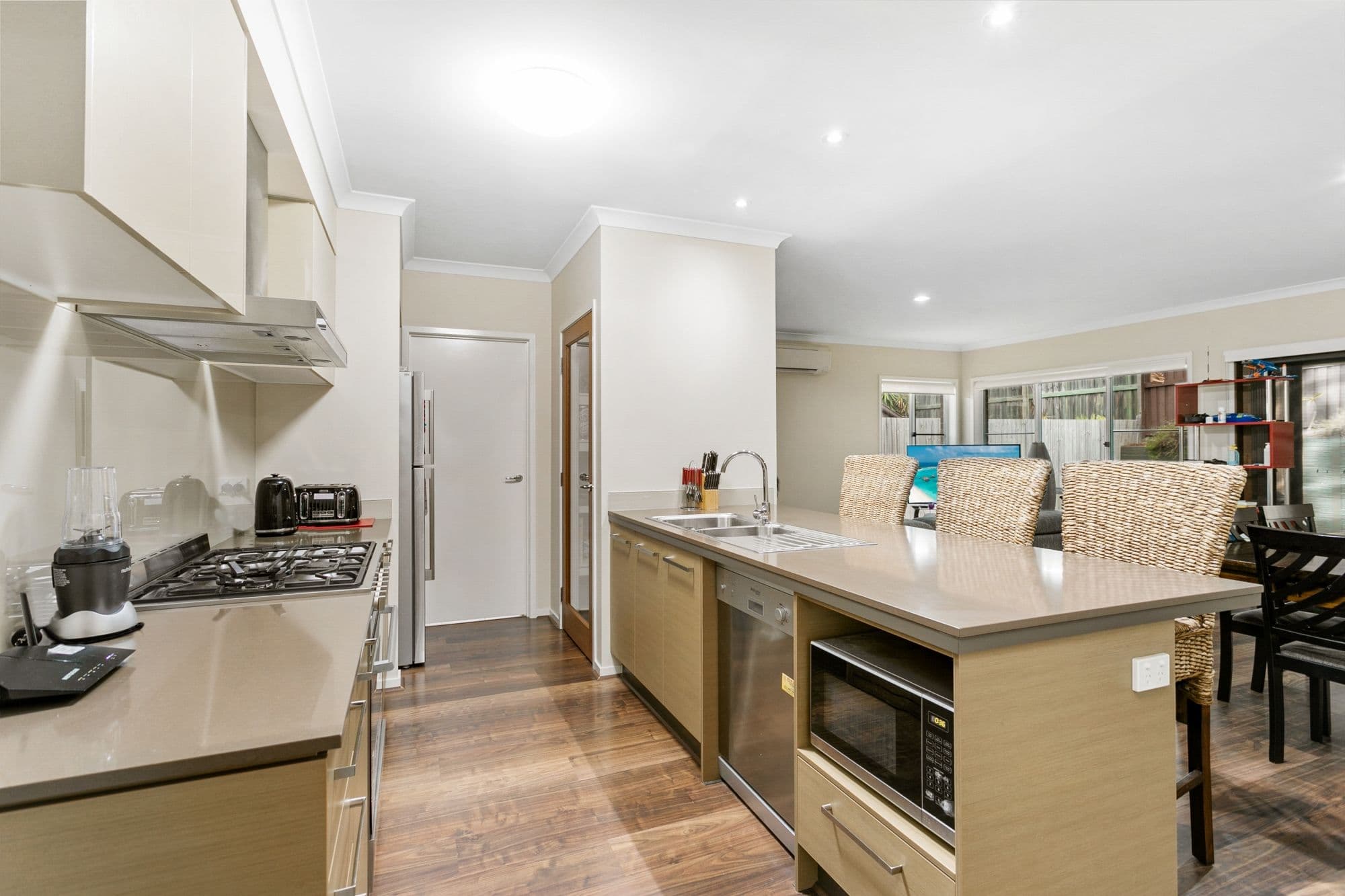 10 Thirlmere Street, North Lakes QLD 4509, North Lakes - Thumbnail 2