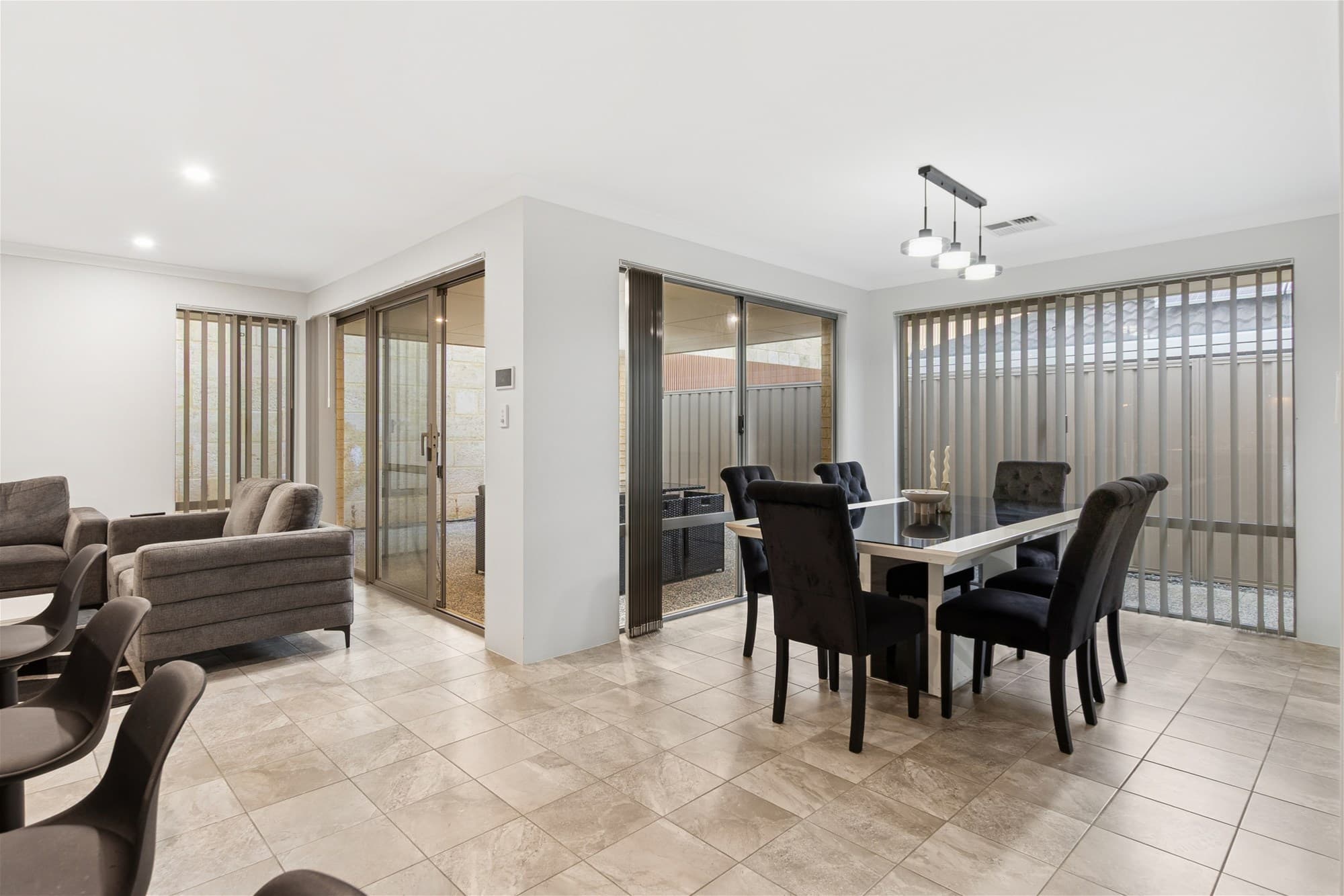 28  HARROGATE VISTA  LANDSDALE, WA, Landsdale - Thumbnail 5