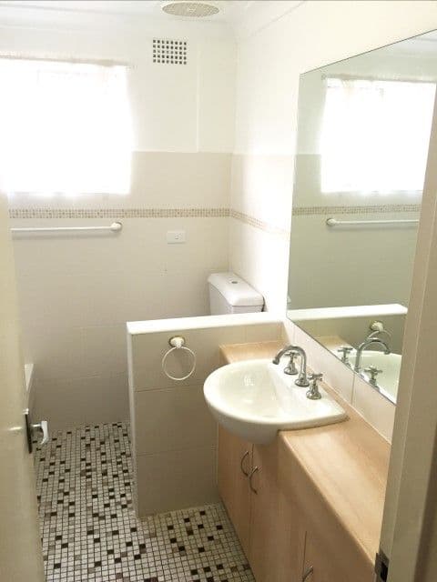 63 Broadway, PUNCHBOWL NSW 2196, Punchbowl - Thumbnail 5