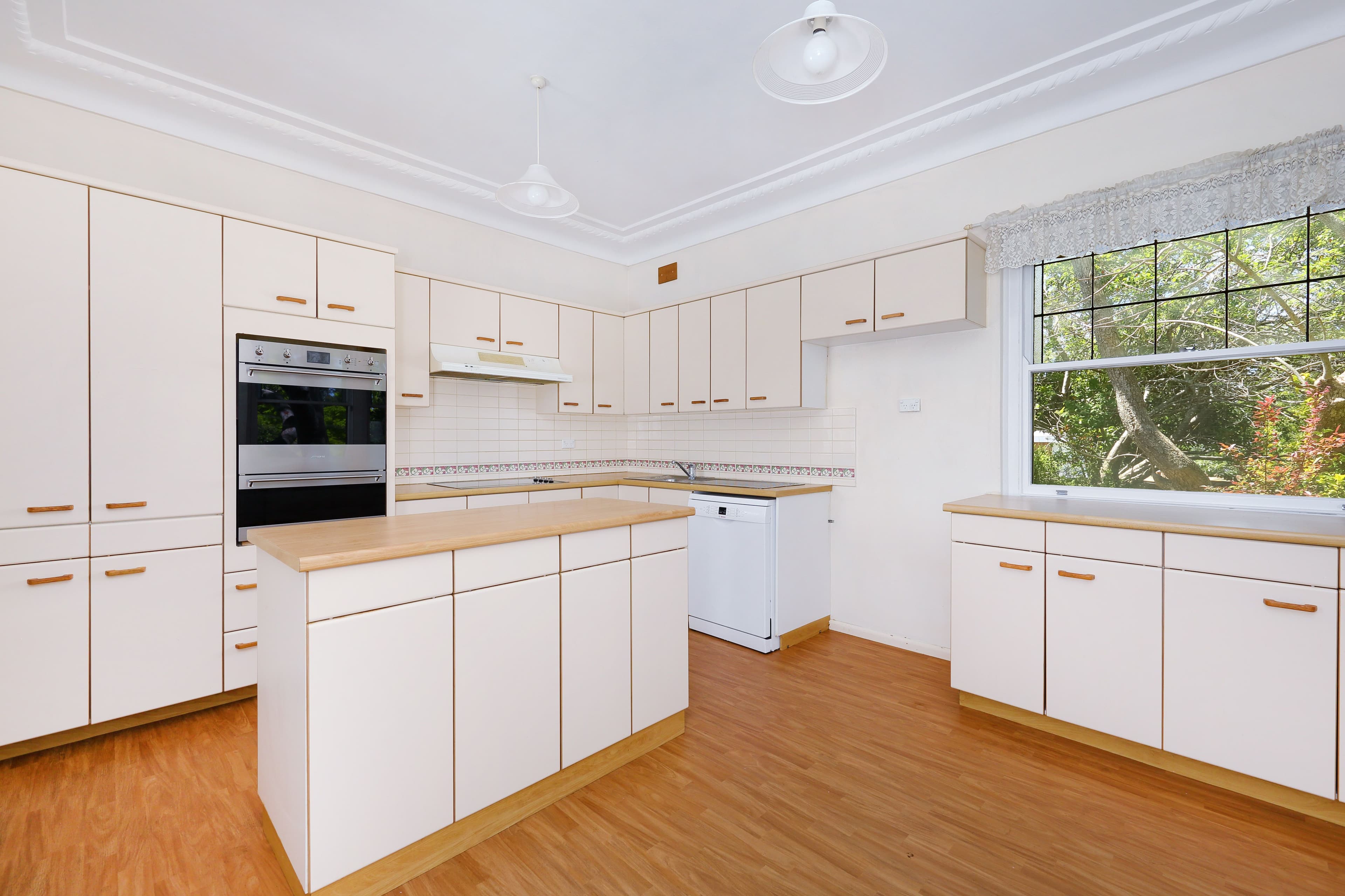 2 Macken Street, Oatley - Thumbnail 4