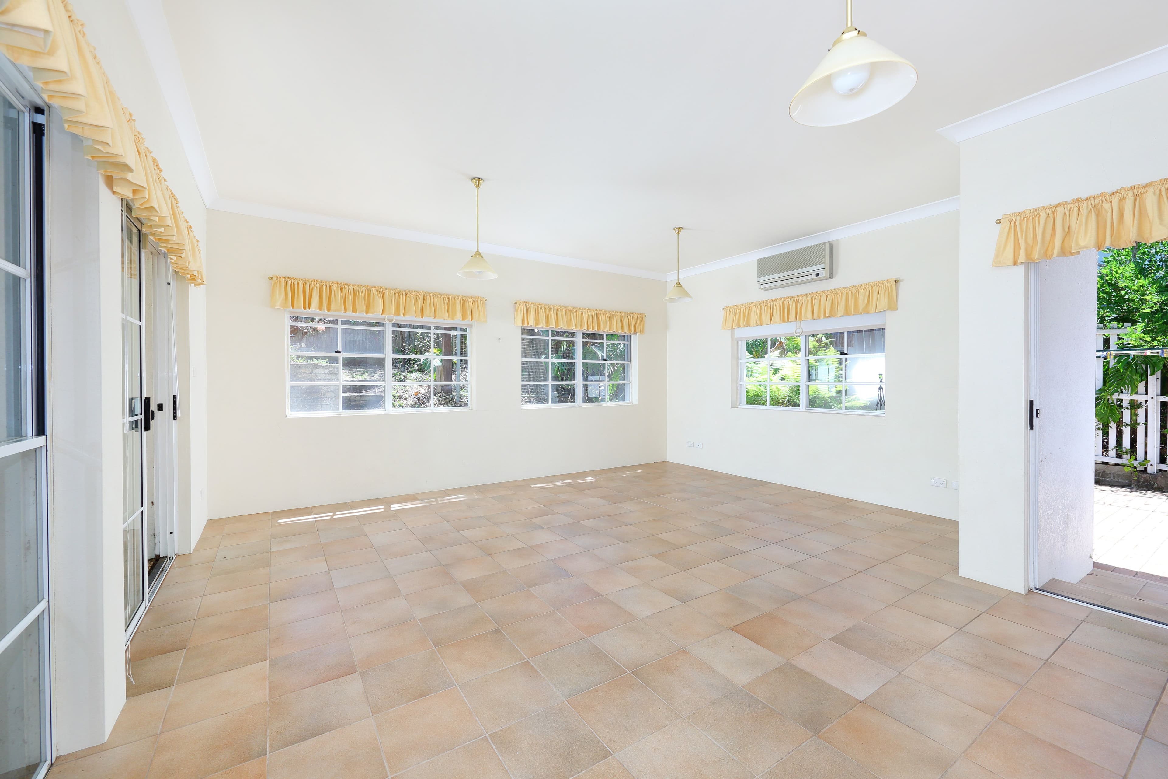 2 Macken Street, Oatley - Thumbnail 5