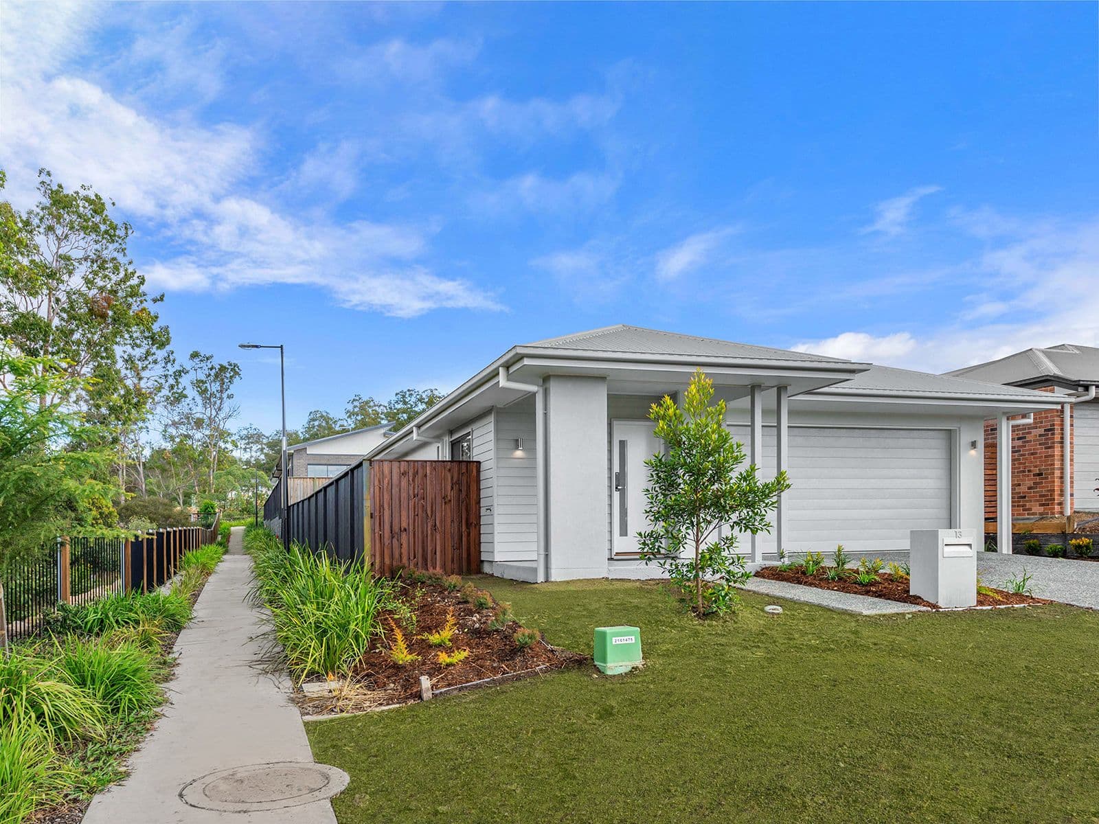 13 Forbes Crescent, Upper Kedron QLD 4055, Upper Kedron - Thumbnail 2