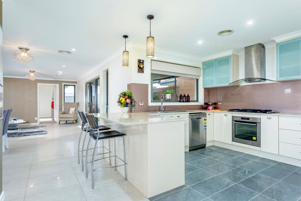 5 Hilda Kincaid Crescent, Macgregor ACT 2615, Macgregor - Thumbnail 6