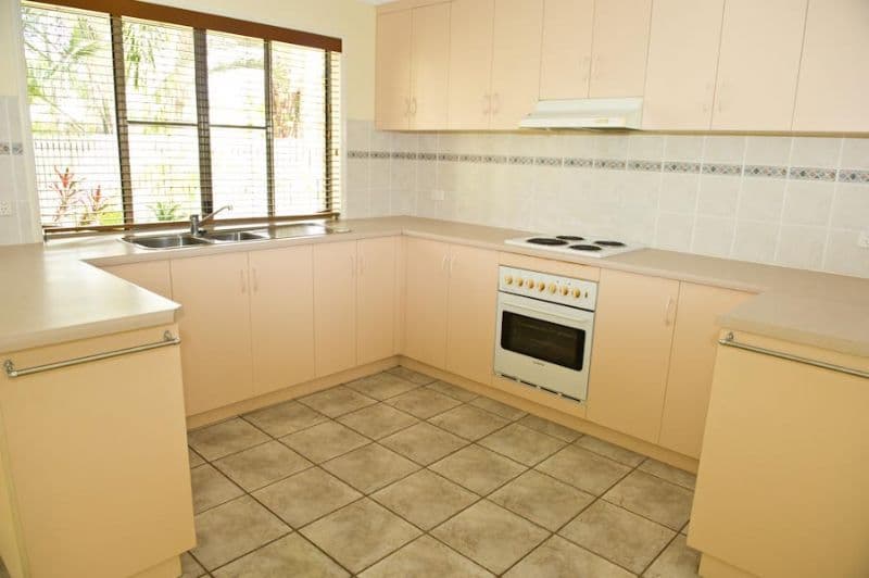 24 Elm Drive, ANDERGROVE QLD 4740, Andergrove - Thumbnail 2