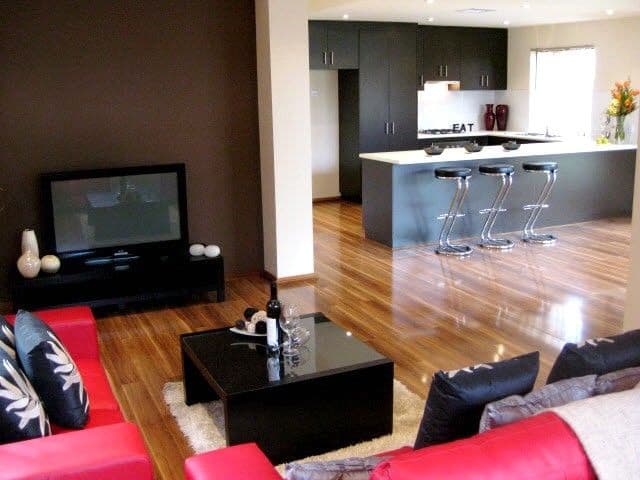 23 Franklin Avenue, MAWSON LAKES SA 5095, Mawson Lakes - Thumbnail 2